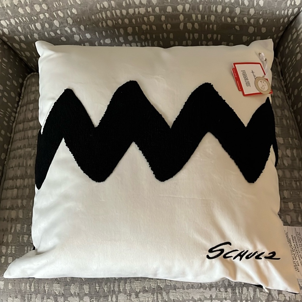 Peanuts pillow